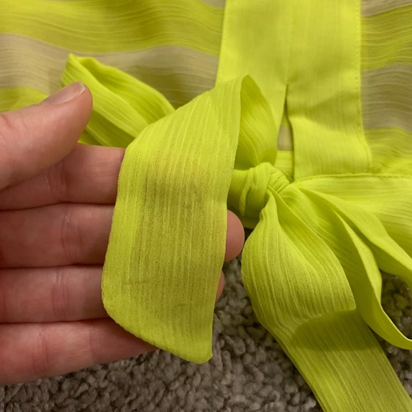 NWT Bebe sheer neon yellow & cream tie-front top - Picture 6 of 10